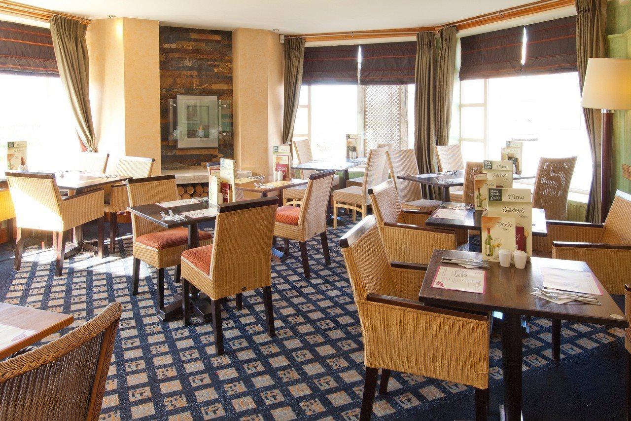 Premier Inn Poole Centre Екстериор снимка